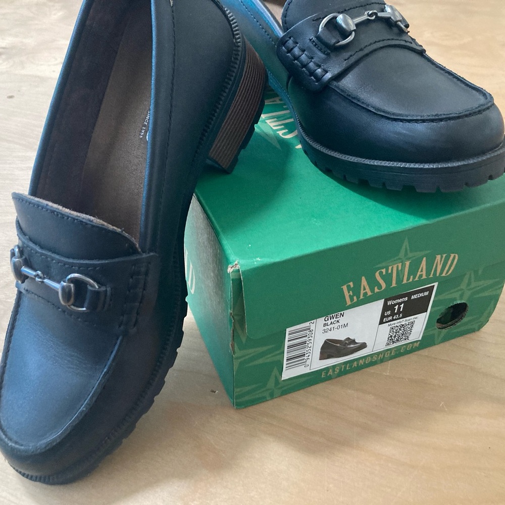 Eastland Gwen Chunky Loafer Black Leather women’s 11